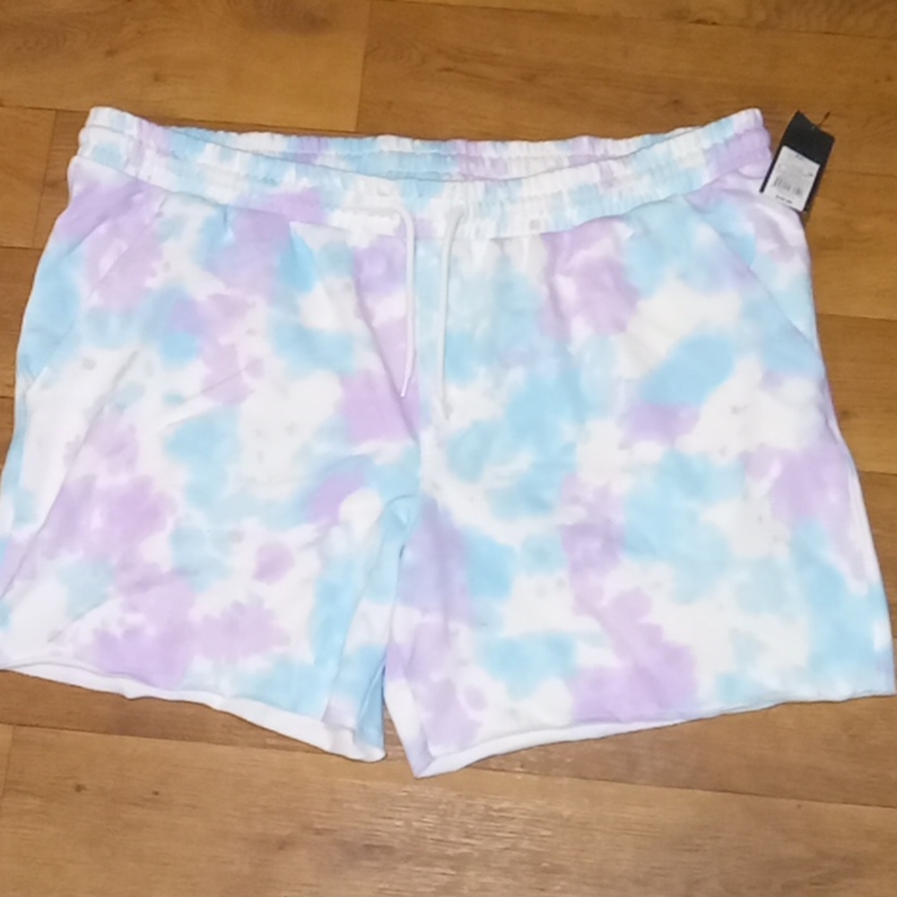 NWT unisex pastel jogging shorts w/ drawstring waist